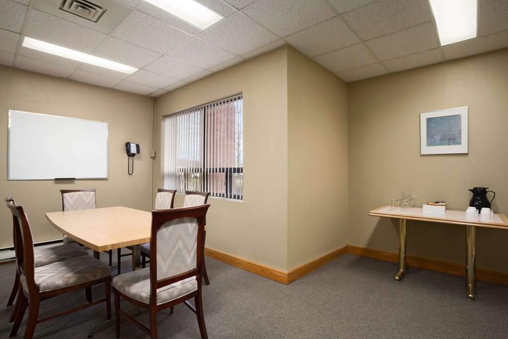 Travelodge By Wyndham Chatham Facilities photo